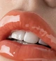 Олія для губ Gisou Honey Infused Lip Oil Mango Passion Punch 8ml - изображение 2