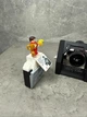 Настінне 3D Кріплення для Фірмового конструктора Icons McLaren MP4/4 Ayrton Senna Айртон Сенна (10330) з додатковим кріпленням для міні-фігурки та Таблички - Чорне - зображення 11