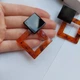 Cерьги ромбы пластиковые MK0856 DeKolie коричневый с черным - изображение 7