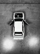 Колекційна металева машина CCA BMW M3 1988 деталізована модель автомобіля в масштабі 1:24 / з деталями, що рухаються / зі світлом фар і звучанням мотора / BMW / M3 / Білий - зображення 10