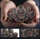 Металева підставка - тримач для ароматичних паличок / аромапаличок Lotus курильниця для пахощів і ароматерапії у формі лотоса, XS 4.5 см, бронзова (136977654) - зображення 6