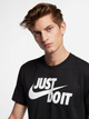 Футболка бавовняна довга чоловіча Nike M Nsw Tee Just Do It Swoosh AR5006-011 M Чорна з принтом (191888623631) - зображення 4