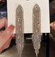 Сережки Довгі вечірні у стразах Fashion jewelry Срібні - зображення 9