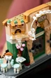 Конструктор LEGO Icons Французька кав'ярня 1101 деталь (10362) - зображення 8