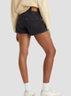 Spodenki damskie jeansowe krótkie Levi's 80S Mom Short Not To Interrupt A4695-0000 28 Czarne (5401105470395) - obraz 2