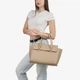 Сумка женская кожаная тоут большая Regina Notte Tote 03825_f Светлый тауп - изображение 2