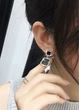 Сережки жіночі квадратні з камінцями по краях Fashion Jewelry Золотисті з чорним 13724 - зображення 3