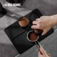 Силиконовый темперовочный коврик с двумя отверстиями MHW-3BOMBER Tamping Mat 25x18см Black (SP5309B) - изображение 2