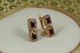 Серьги Xuping Jewelry песочные часы с черными камнями 1.7 см золотистые - изображение 3