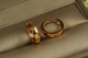 Серьги кольца Хuping Jewelry гладкие 1,3 см золотистые - изображение 2