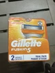 Запасні касети для бритви Gillette Fusion 5 з технологією захисту шкіри 2 шт - зображення 1