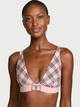 Бралет Victoria's Secret The T-shirt Shine Patch Wireless Plunge Bralette XS Рожевий(26947379) - изображение 1