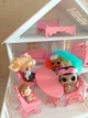 Комплект Кукольный дом с мебелью 14 позиций Fly ship toys Бело розового цвета 550-1039 - изображение 5