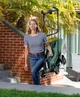 Аккумуляторная газонокосилка Bosch CityMower 18V-32-300 32 см 31 л 30-60 мм 9.4 кг + Аккумулятор PBA 18В 4 А·ч + Ящик для травы 31 л + Зарядное устройство AL 1830 CV (0.600.8B9.A07) - изображение 2