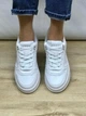 Кеды женские Guess Cleva Sneaker белые 37.5 (7) 24 см (B0D6YJV915) - изображение 4