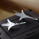Довгі сережки у формі 3D квітки лілії сріблясті 4.5 см ручна робота - зображення 4