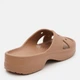 Женские шлепанцы для пляжа Crocs Cl Womens Cross Strap MCc 210840-2JJ 42-43 (W11) 27 см Milk Chocolate (198445122224) - изображение 5
