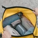 Водонепроникна дорожня сумка Naturehike CNK2450XB015, 60 л, жовта - зображення 8