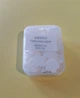 Мило на основі кукурудзяного крахмалю у вигляді пелюсток паперу Petal Soap Paper у футлярі Lily Біле - зображення 1