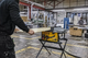 Професійна пила настільна мережева DeWALT DWE7492 : 2000 Вт, диск 250 мм - зображення 8