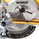Торцовочная пила DeWALT DWS777 - изображение 4