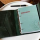 Професійний блокнот beauty майстра Professional Journals в шкіряній обкладинці Каліфорнія (косметолог, візажист, бровист, масажист, майстер манікюра, тату майстер) А5 Зелений - изображение 2