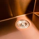 Кухонне миття Platinum з нержавіючої сталі з покриттям PVD квадратної форми Handmade PVD мідь 500x500x220 - зображення 8