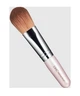 Маленькая кисть для румян DHC Cheek brush - изображение 2