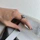 Серебряное кольцо с натуральным ониксом, фианитами, вес изделия 3,29 гр (60002142) - изображение 7