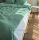 Комплект из премиального 4-х слойного муслина LavSon Полутораспальный 150х220 Мята с простыней на резинке 90х200х25 ранфорс Белый - изображение 8