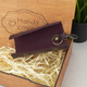 Ключница кожаная с карабином HandyCover HC0055 бордовая - изображение 5