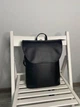 Жіночий рюкзак портфель в чорній екошкірі матовий з клапаном Town Style Yr mini - зображення 3