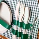 Корзина для пикника 41*31*22 см плетеная из ротанга бежевый набор на 4 персоны со столовыми пластиковыми приборами 21 предмет - изображение 5