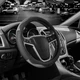 Чохол на кермо Carlife 37-39см, шкіра, чорний з сірими вставками SW248M - зображення 2