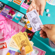 Gra planszowa Hasbro Monopoly Barbie (wersja polska) (5010996208743) - obraz 8