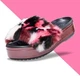 Жіночі шльопанці Crocs Crocband Slide Platform So Luxe Clog Black / Burgundy (38-39, чорний) - изображение 12