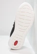 Чоловічі кросівки Crocs LiteRide Pacer Black/White (45-46, черні) - изображение 5
