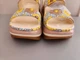 Жіночі Сандалі Crocs Mega Crush Retro Floral Sandal Vanilla\Cork (39-40, бежевий) - изображение 5