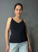 Майка жіноча A-N Q-13 базова на тонких бретелях з підкладкою one size чорна - зображення 1