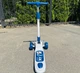 Самокат детский трехколесный Skyper для мальчиков с подсветкой колес деки и мелодиями УКРАИНСКАЯ ОЗВУЧКА Детские трехколесные самокаты Белый с синим - изображение 6