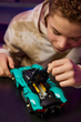 Klocki konstrukcyjne LEGO Technic Aston Martin Valkyrie 707 elementów (42208) - obraz 11