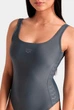 Купальник жіночий Arena TEAM STRIPE SWIMSUIT U BACK 007058-550 S Графітовий - изображение 4
