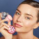 Крем для шкіри навколо очей Kora Organics Berry Bright Vitamin C зволожуючий 15 мл (9342759005853) - зображення 7