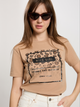 T-shirt damski bawełniany z nadrukiem Cross Jeans 56150-082 XS Brązowy (8697319730906) - obraz 4