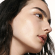 Krem nawilżający do twarzy M.A.C Cosmetics Strobe Goldlite 50 ml (773602422050) - obraz 4