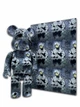 Статуэтка Bearbrick x RIOT COP x BRANDALISM 400% 28 см Medicom Toy Смайлик Полицейский - изображение 1