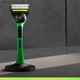 Мужской станок Gillette Labs RAZER с подставкой и запасным картриджем - изображение 7