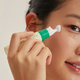 Сироватка для шкіри навколо очей з масажним аплікатором AXIS-Y Vegan Collagen Eye Serum з пептидами 10ml - зображення 3