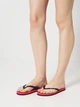 Женские вьетнамки для пляжа Arena Flip Flop 002309-114 37 22.5 см Hibiscus/White (3468337479970) - изображение 2