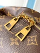 Сумка Louis Vuitton Bumbag моделі M43644 / 37 × 14 × 13 см - изображение 5